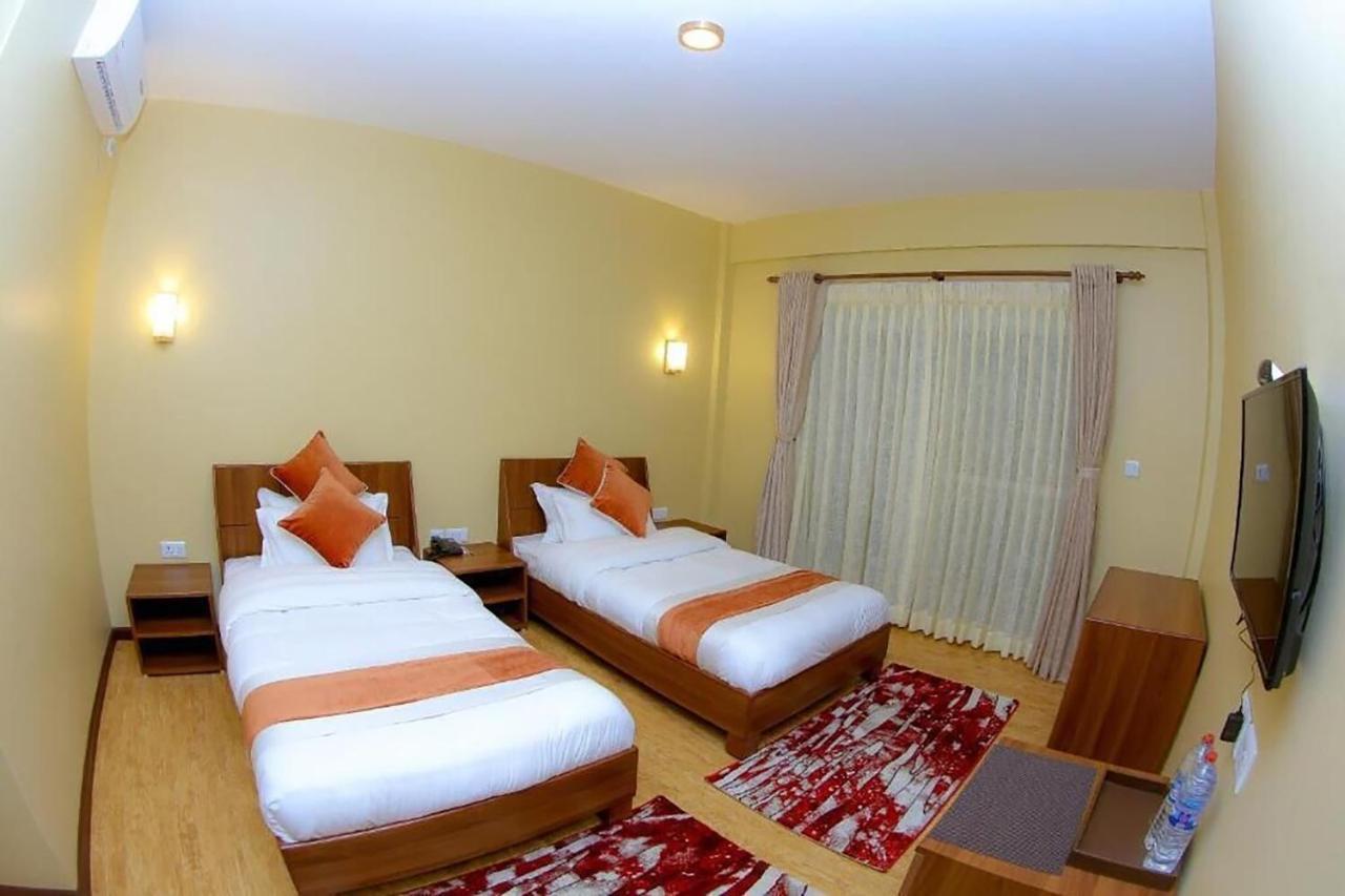 Hotel Glory Garden Ποκάρα Εξωτερικό φωτογραφία