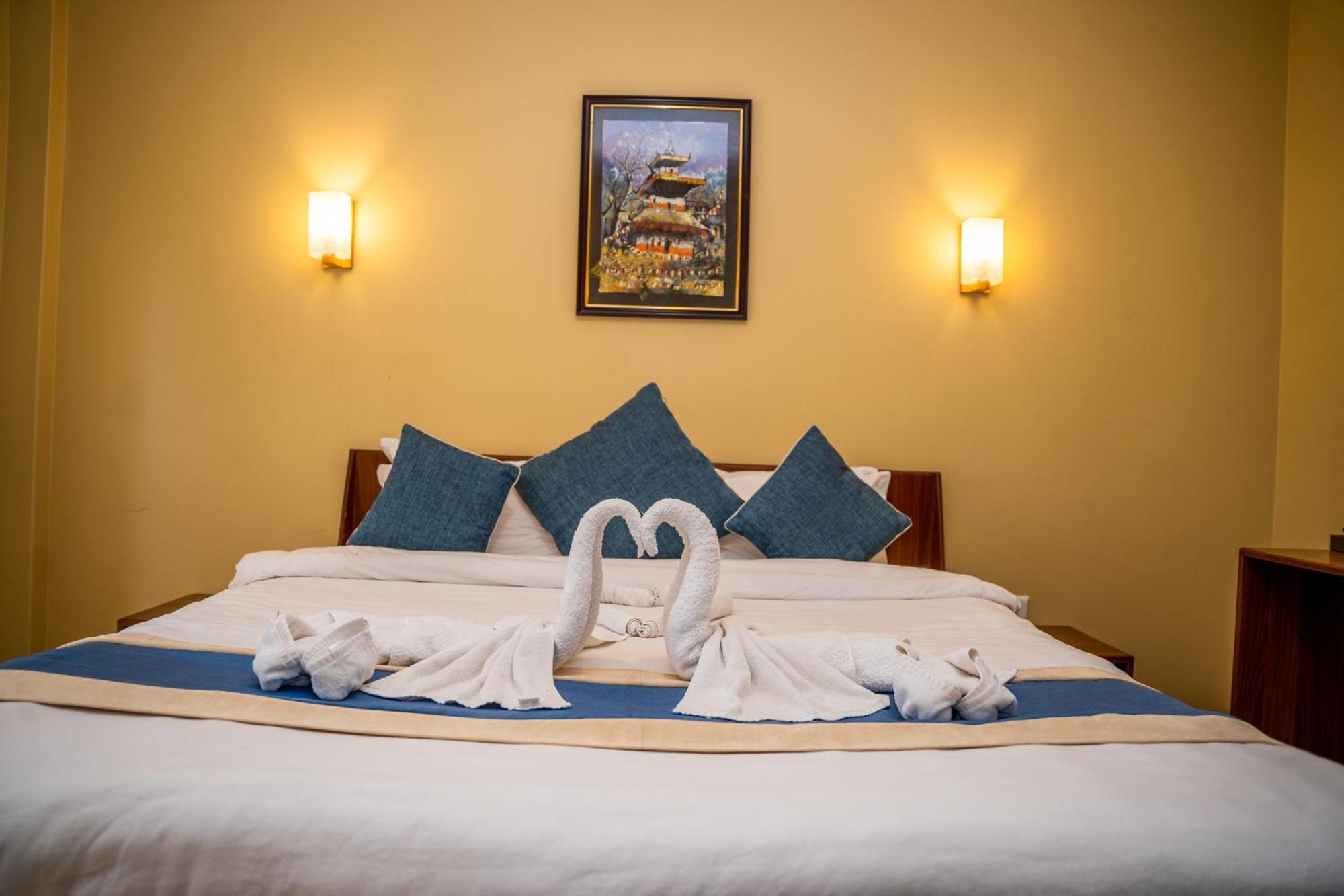 Hotel Glory Garden Ποκάρα Δωμάτιο φωτογραφία