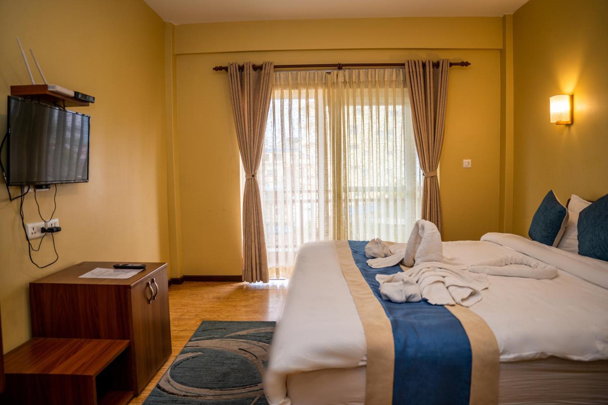 Hotel Glory Garden Ποκάρα Δωμάτιο φωτογραφία
