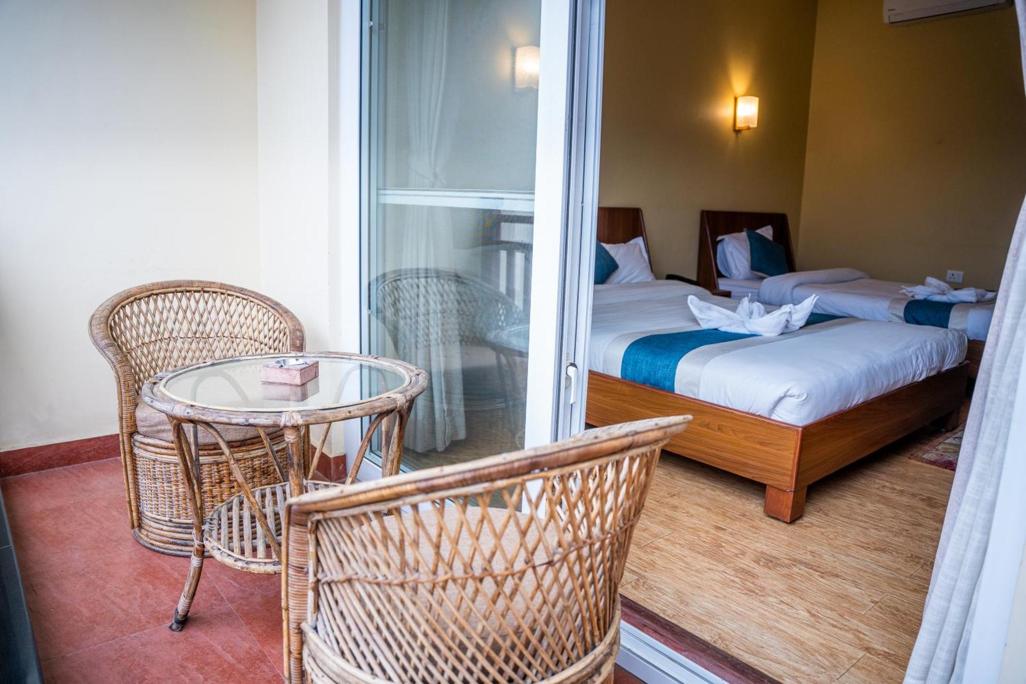 Hotel Glory Garden Ποκάρα Δωμάτιο φωτογραφία