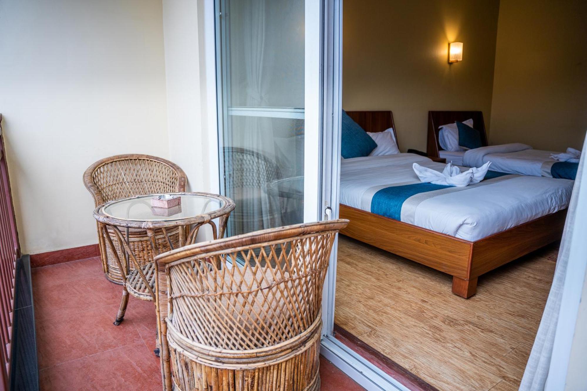 Hotel Glory Garden Ποκάρα Δωμάτιο φωτογραφία