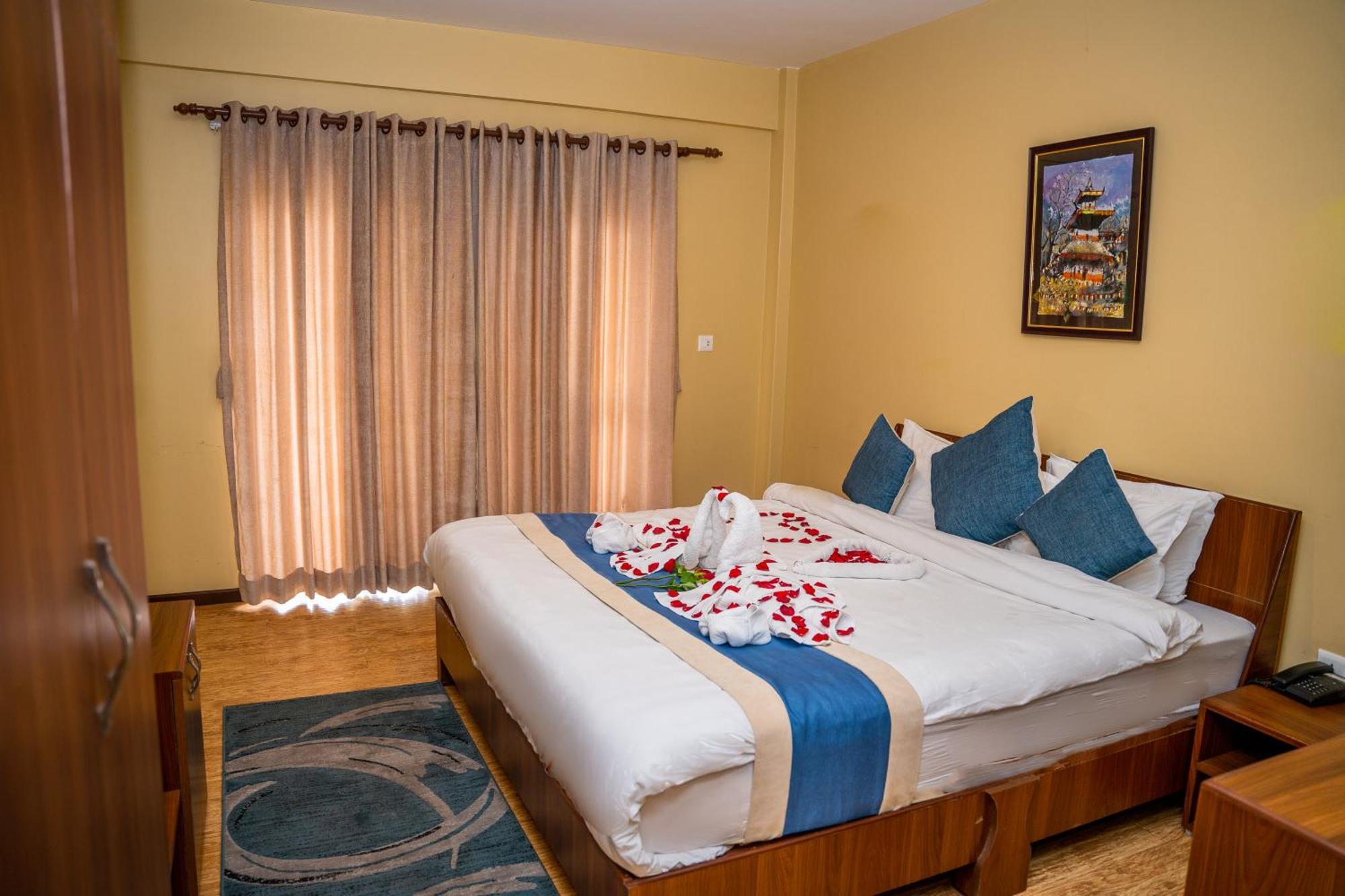 Hotel Glory Garden Ποκάρα Δωμάτιο φωτογραφία